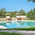 Villa La Maddalena 8&1, Vasilius *