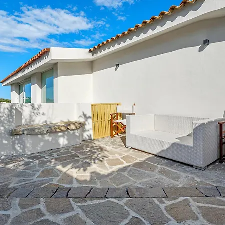 La Maddalena 8&1, Vasilius Villa Porto Cervo