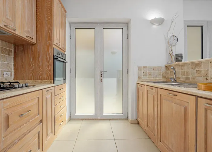 La Maddalena 8&1, Vasilius Villa Porto Cervo