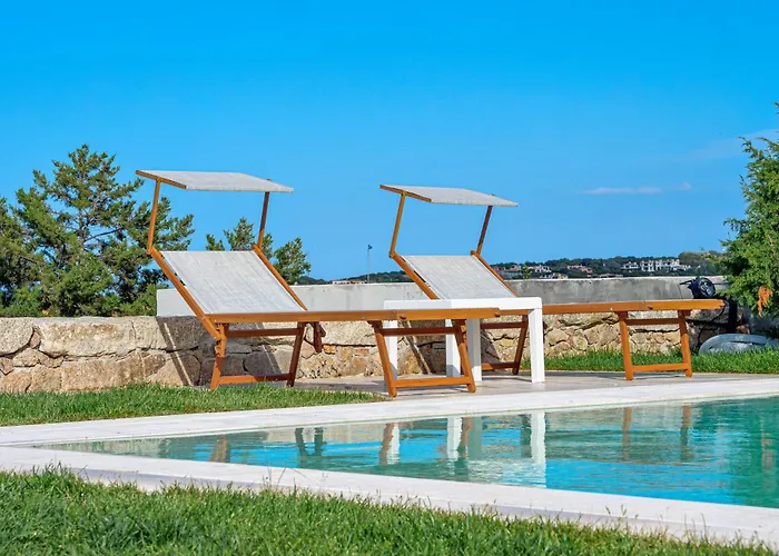 Villa La Maddalena 8&1, Vasilius