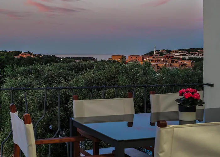 La Maddalena 8&1, Vasilius Porto Cervo