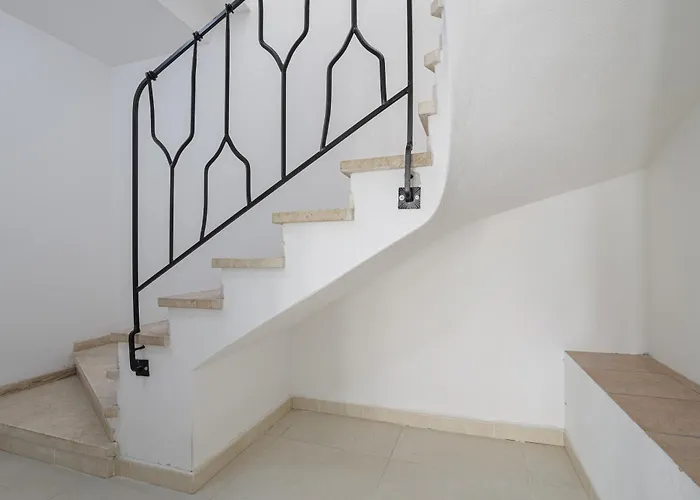 La Maddalena 8&1, Vasilius Villa Porto Cervo