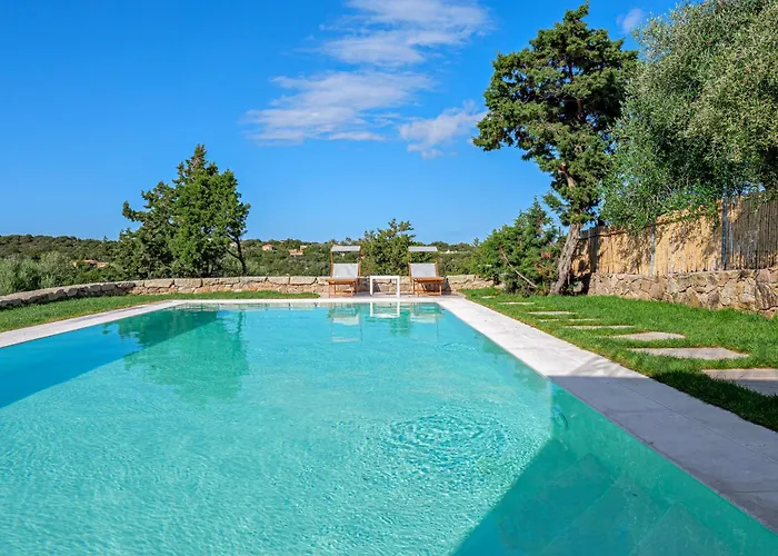 Villa La Maddalena 8&1, Vasilius